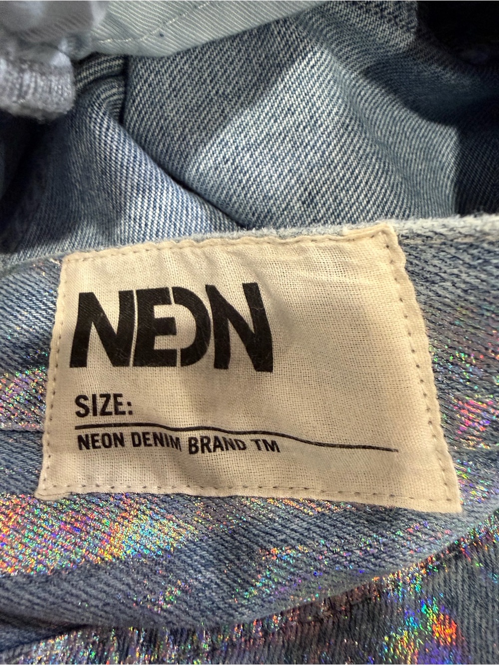 NWT Neon Denim Leroy Coated Wide-Leg Jeans Holographic Silver 28 - Picture 14 of 15